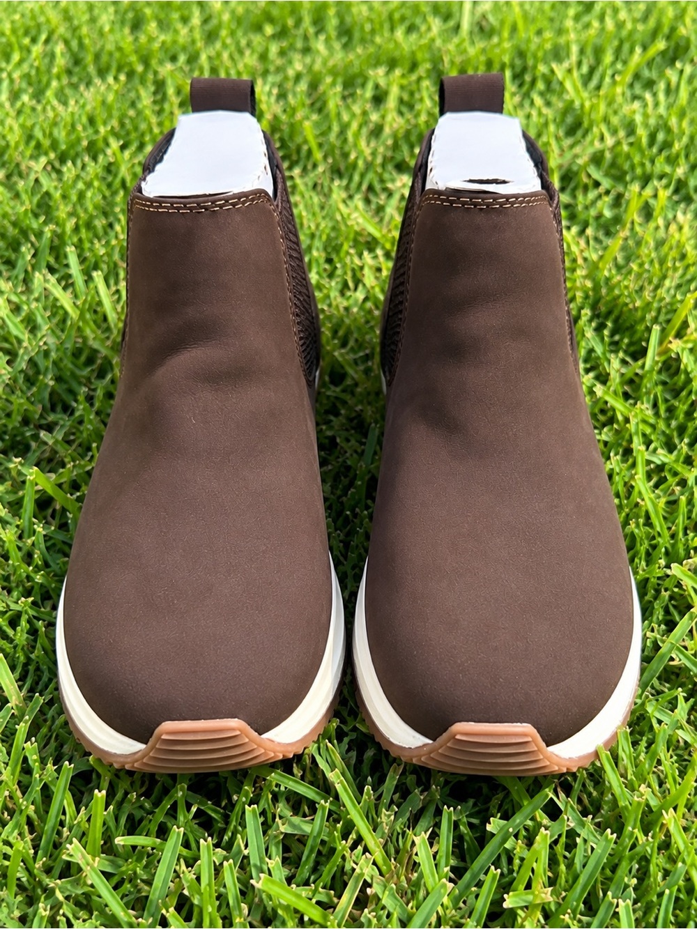 Eastland Women’s Woodford Chelsea Boot Brown